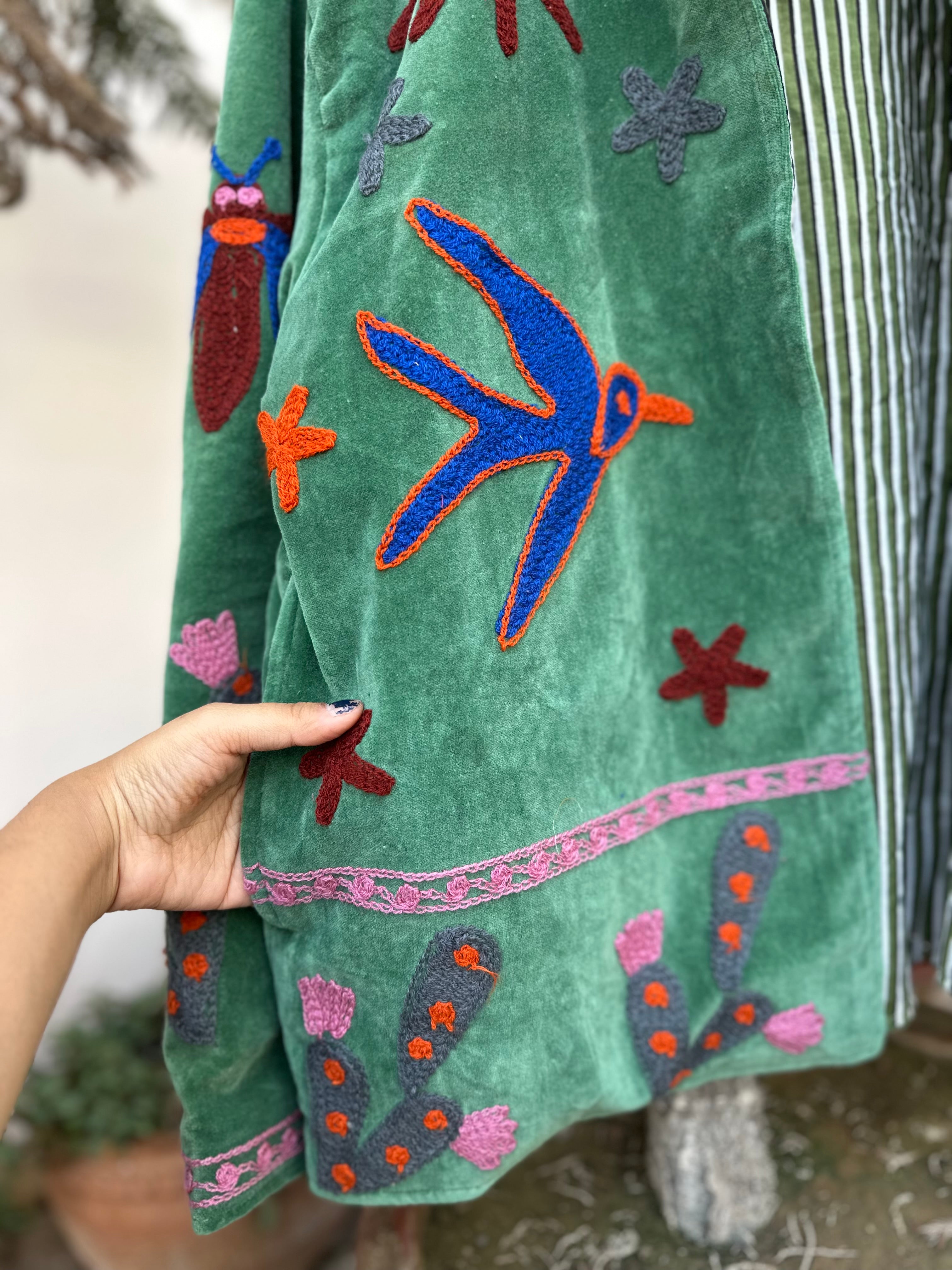 Green Bird Velvet Embroidered Jacket