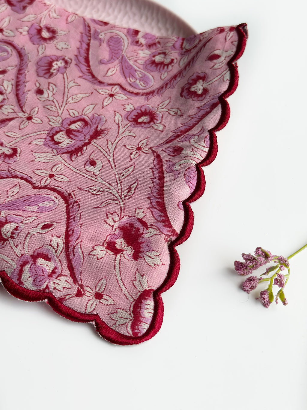 Rose paisley Scalloped Napkin (set of 6)