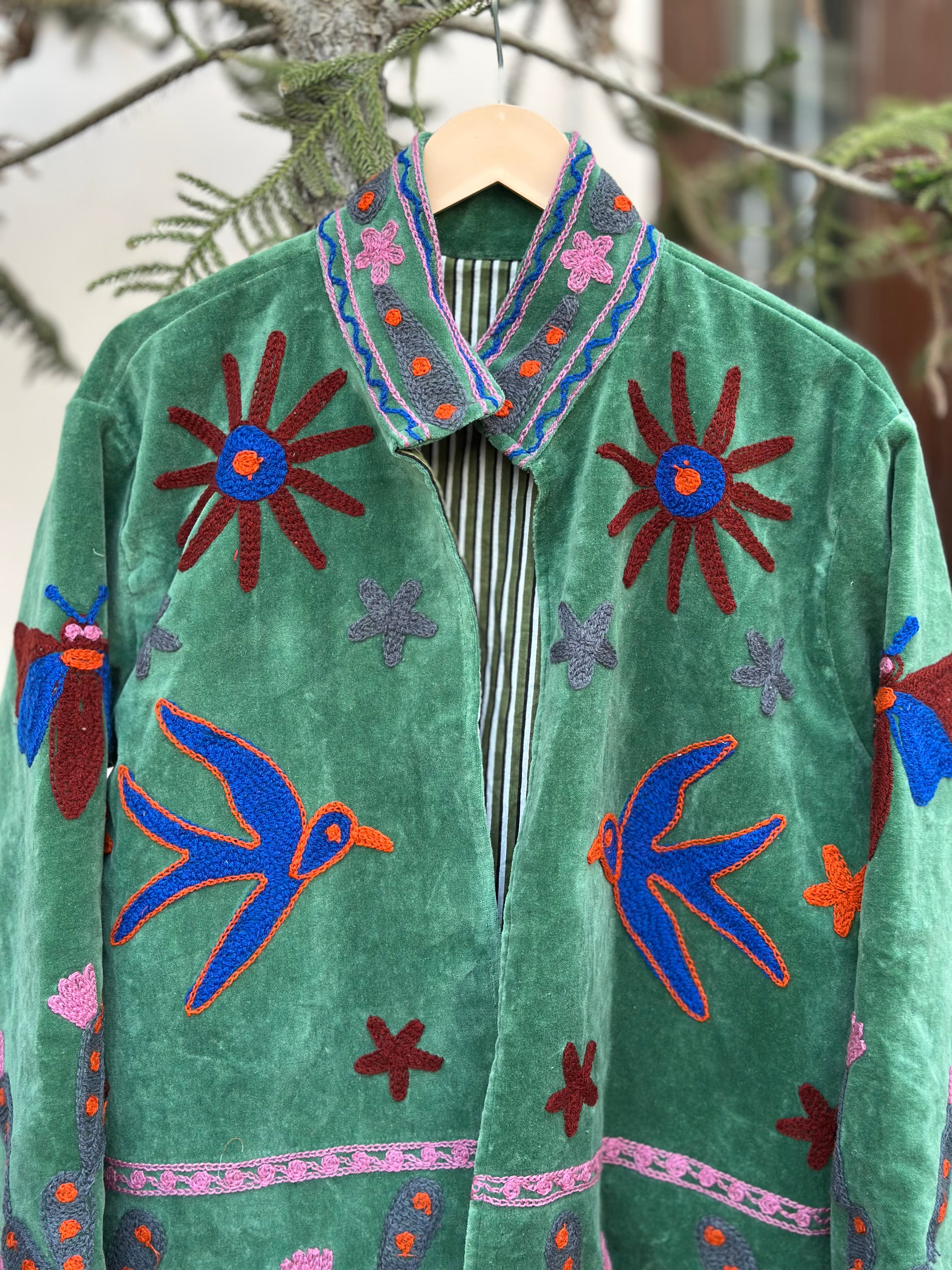 Green Bird Velvet Embroidered Jacket