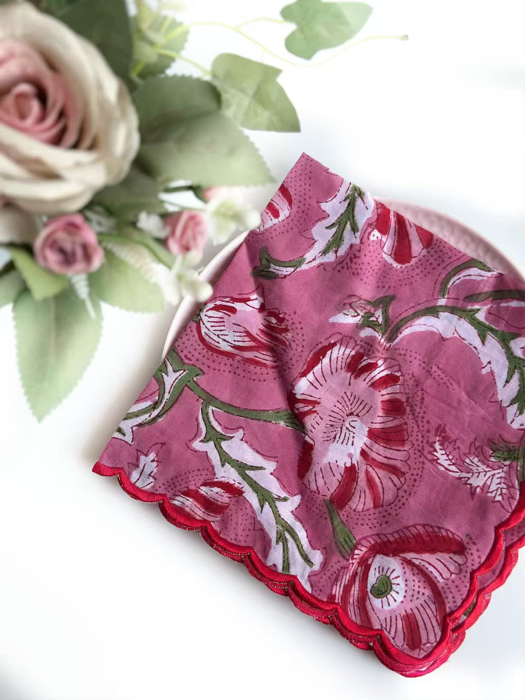 Blush Bloom Scalloped Napkins (set of 6)