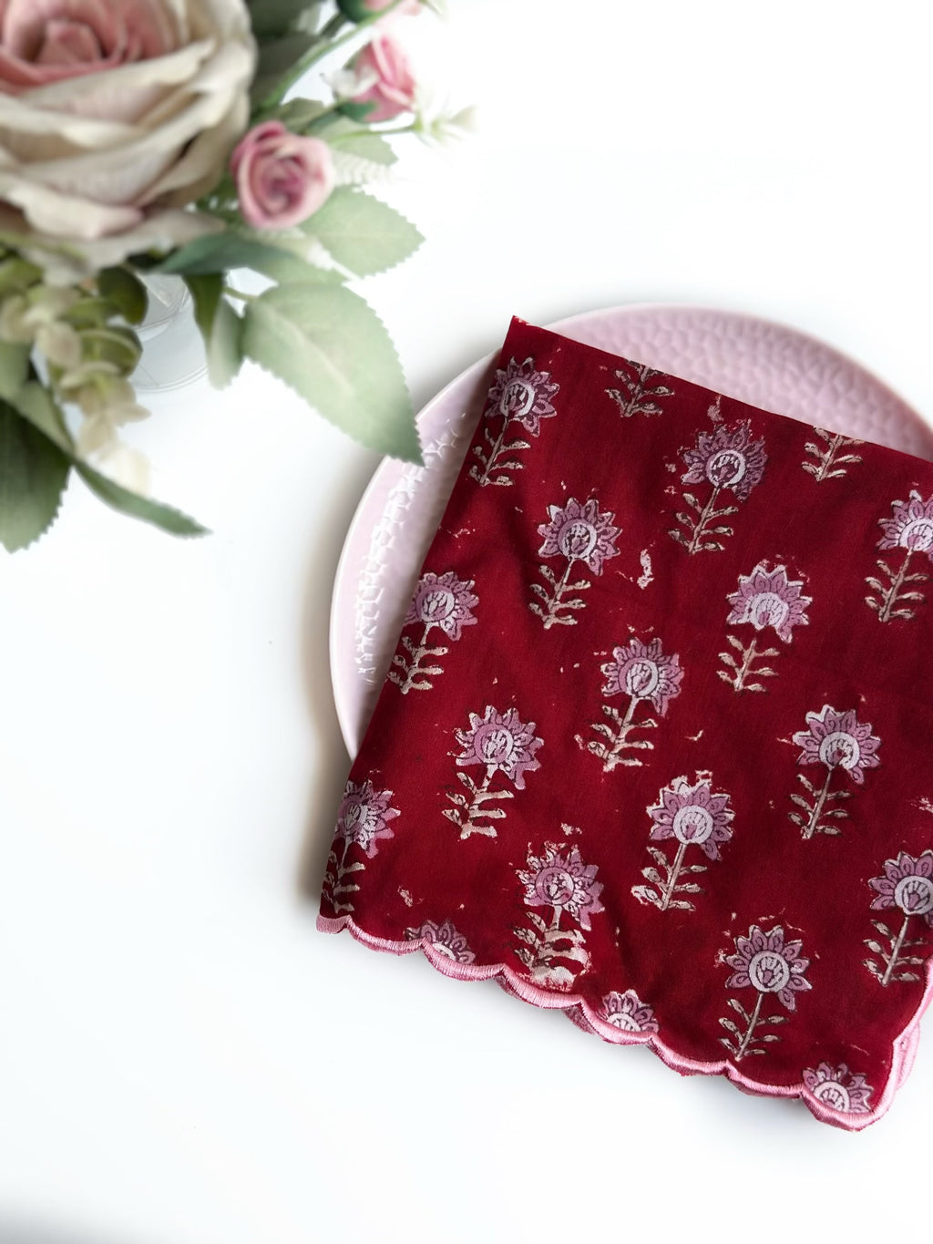 Ruby Flora Scalloped Napkins (set of 6)