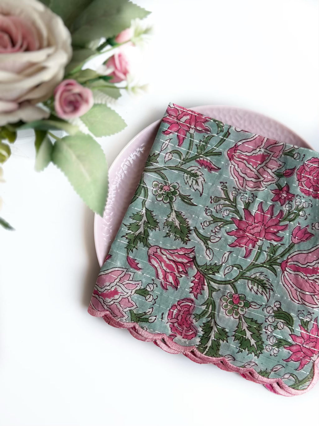 Rose Meadow Scalloped Napkins (set of 6)