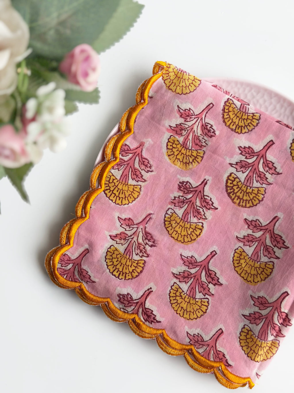 Blush Bloom Scalloped Napkin (set of 6)