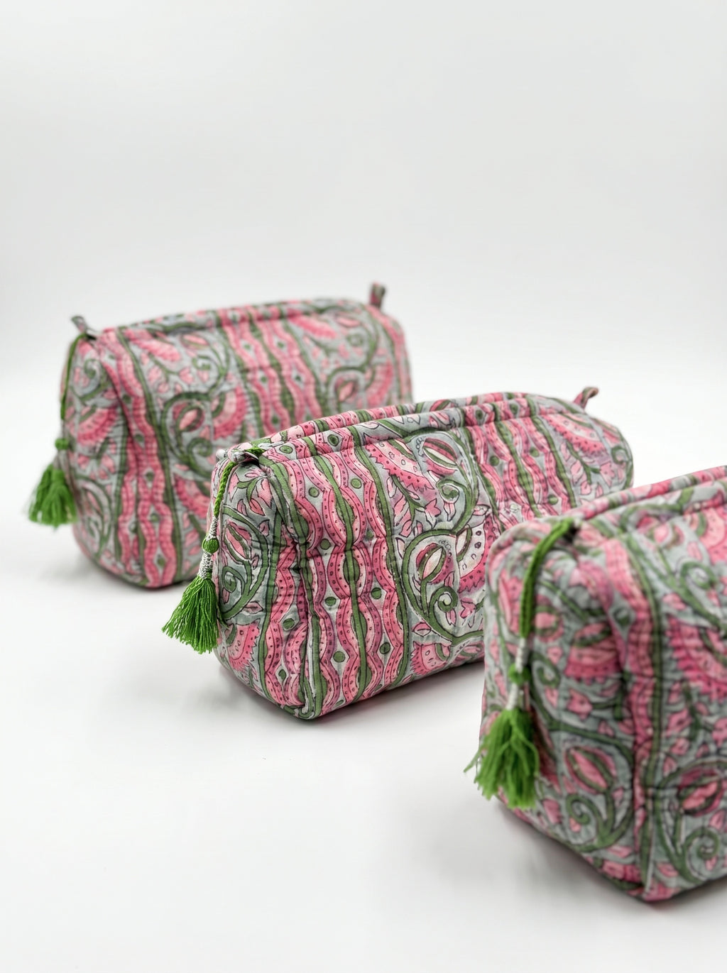 Vintage Pink Paisley Quilted Pouch Set (Set of 3)