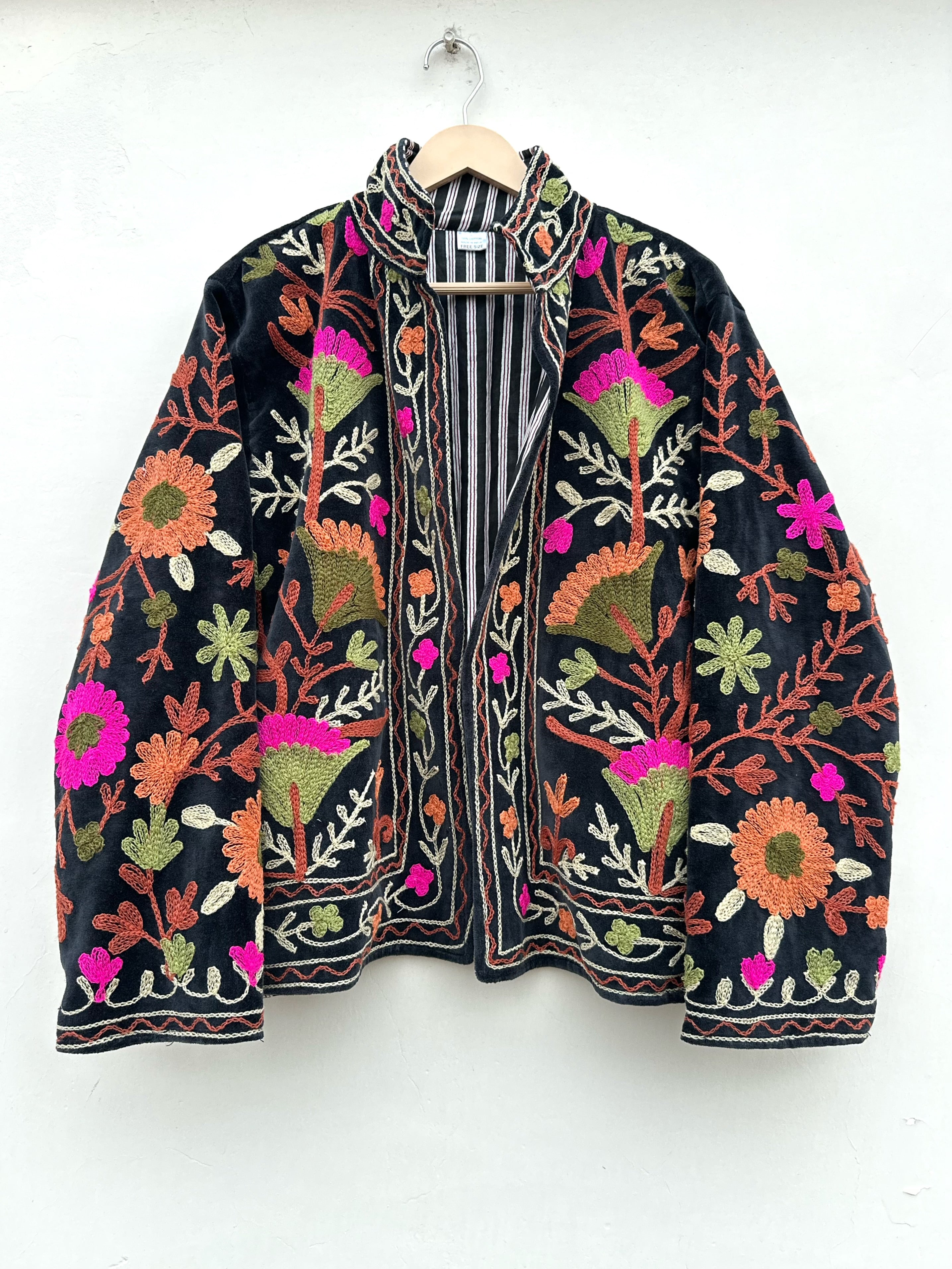 Black Floral Embroidered Velvet Jacket