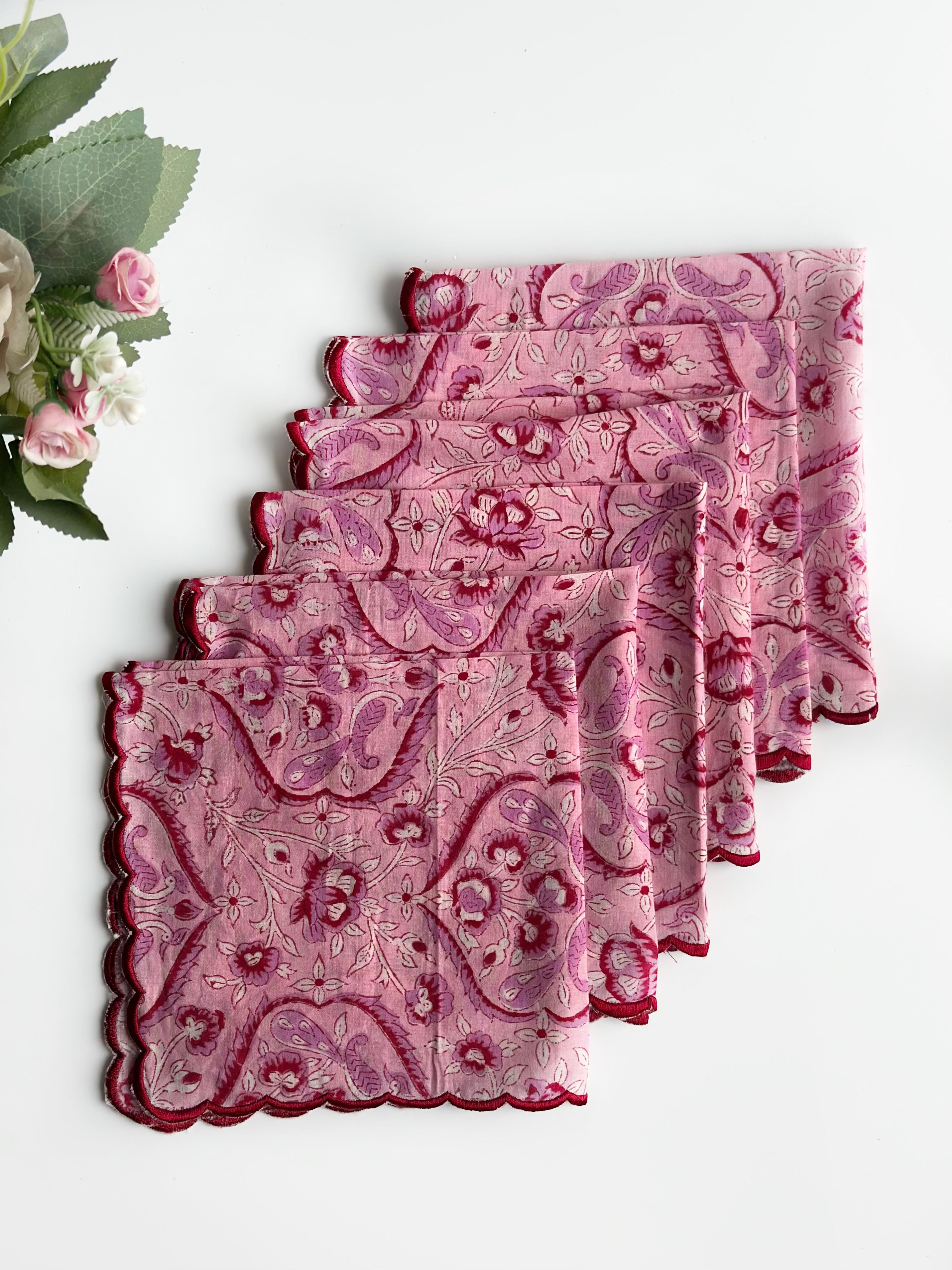 Rose paisley Scalloped Napkin (set of 6)