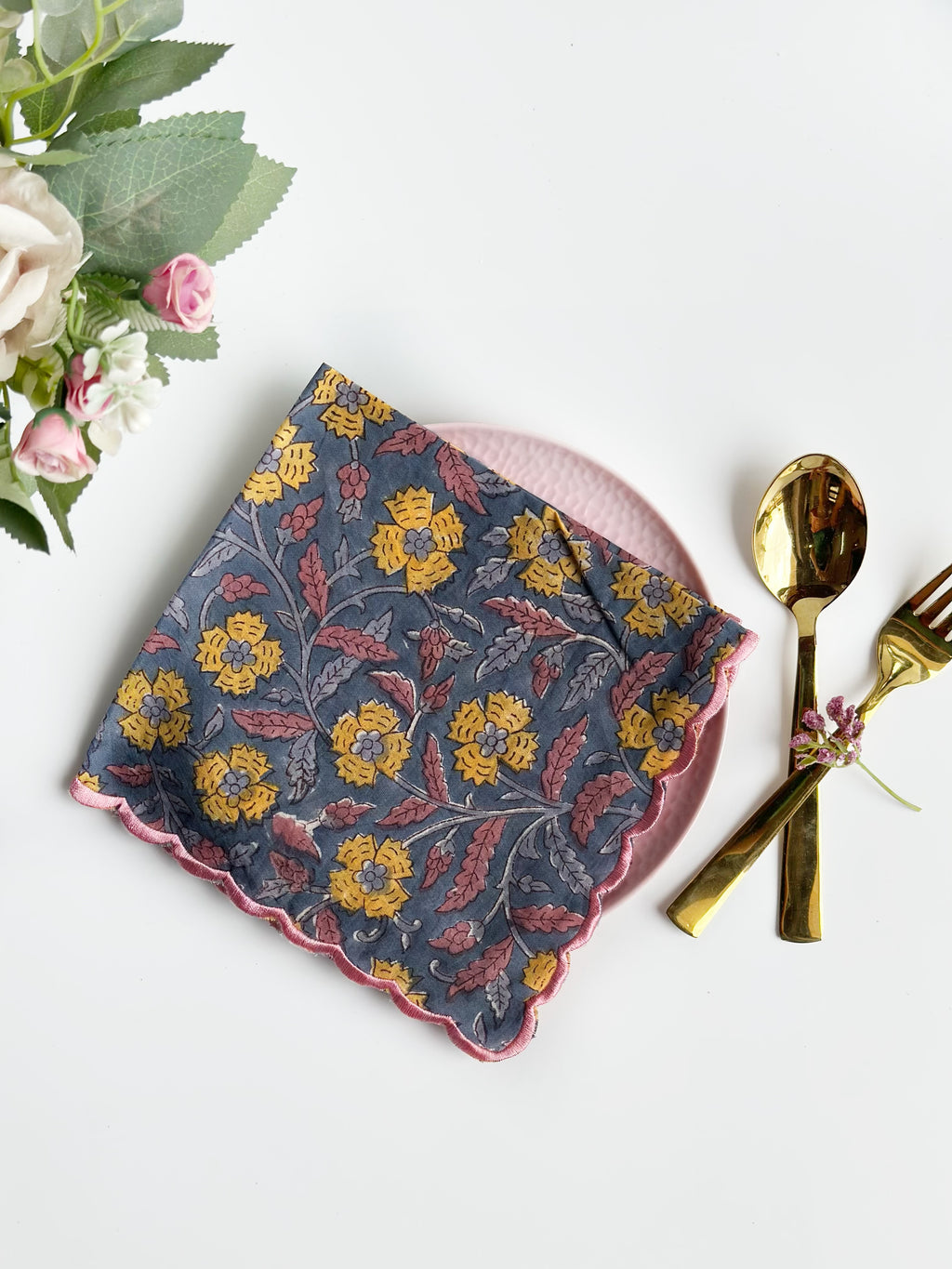 Wildflower Garden Scalloped Napkin (set of 6)