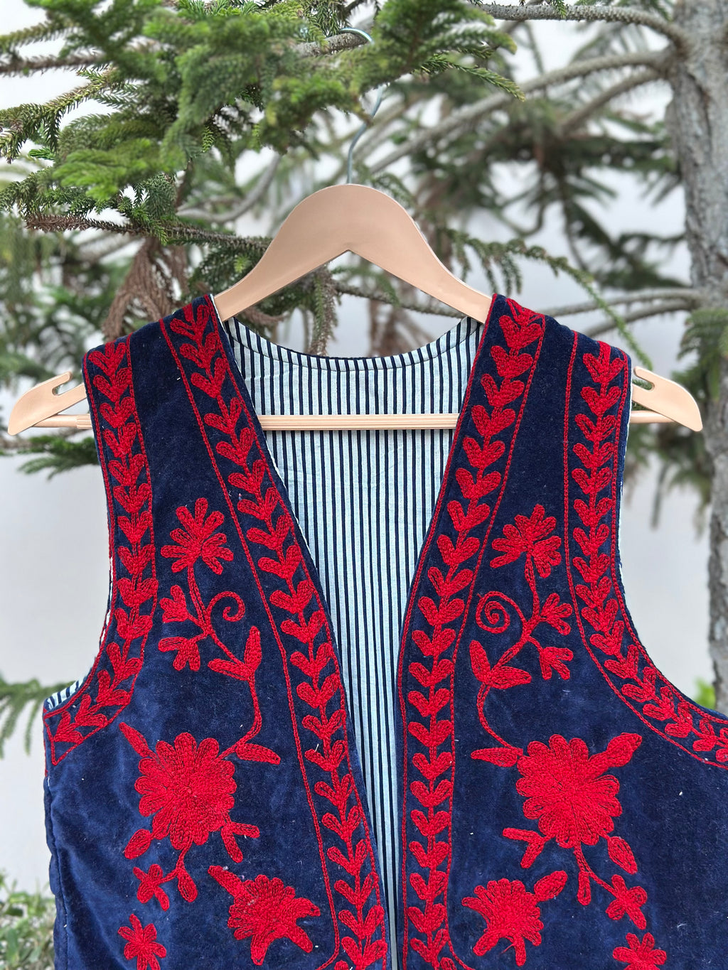 Black & Red Blossom Velvet Vest