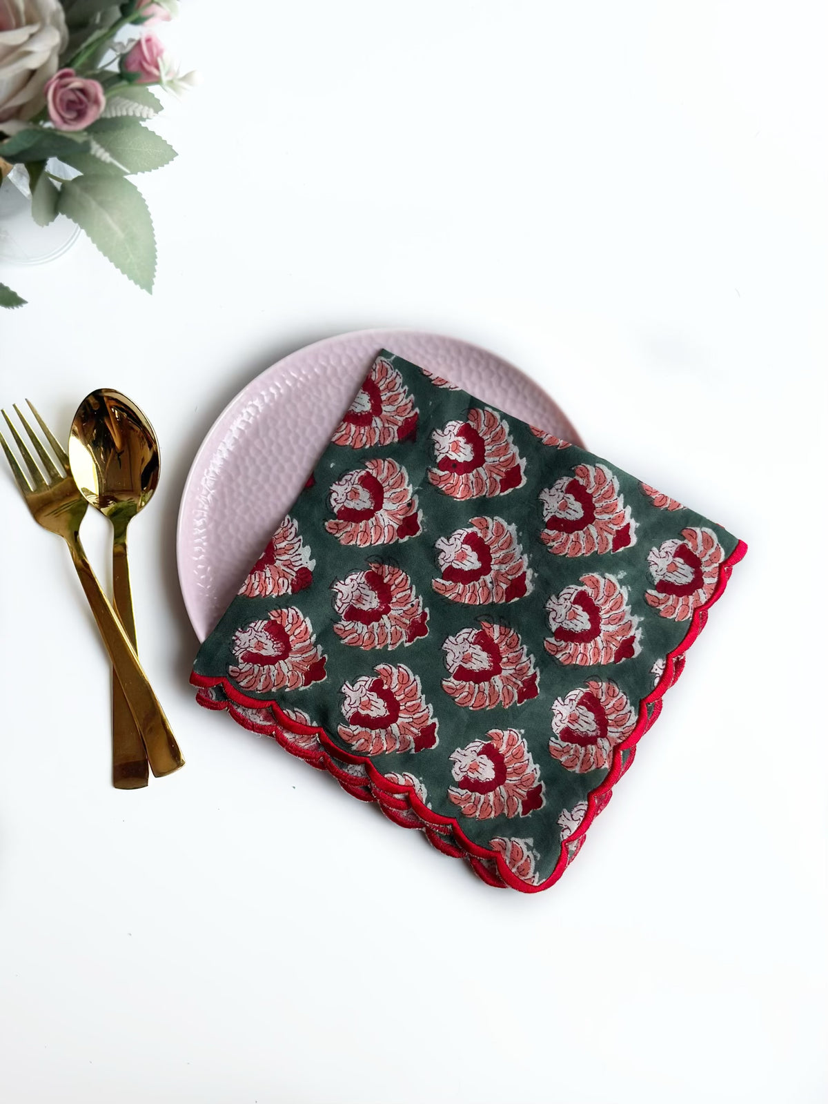 Crimson Bloom Scalloped Napkin (set of 6)