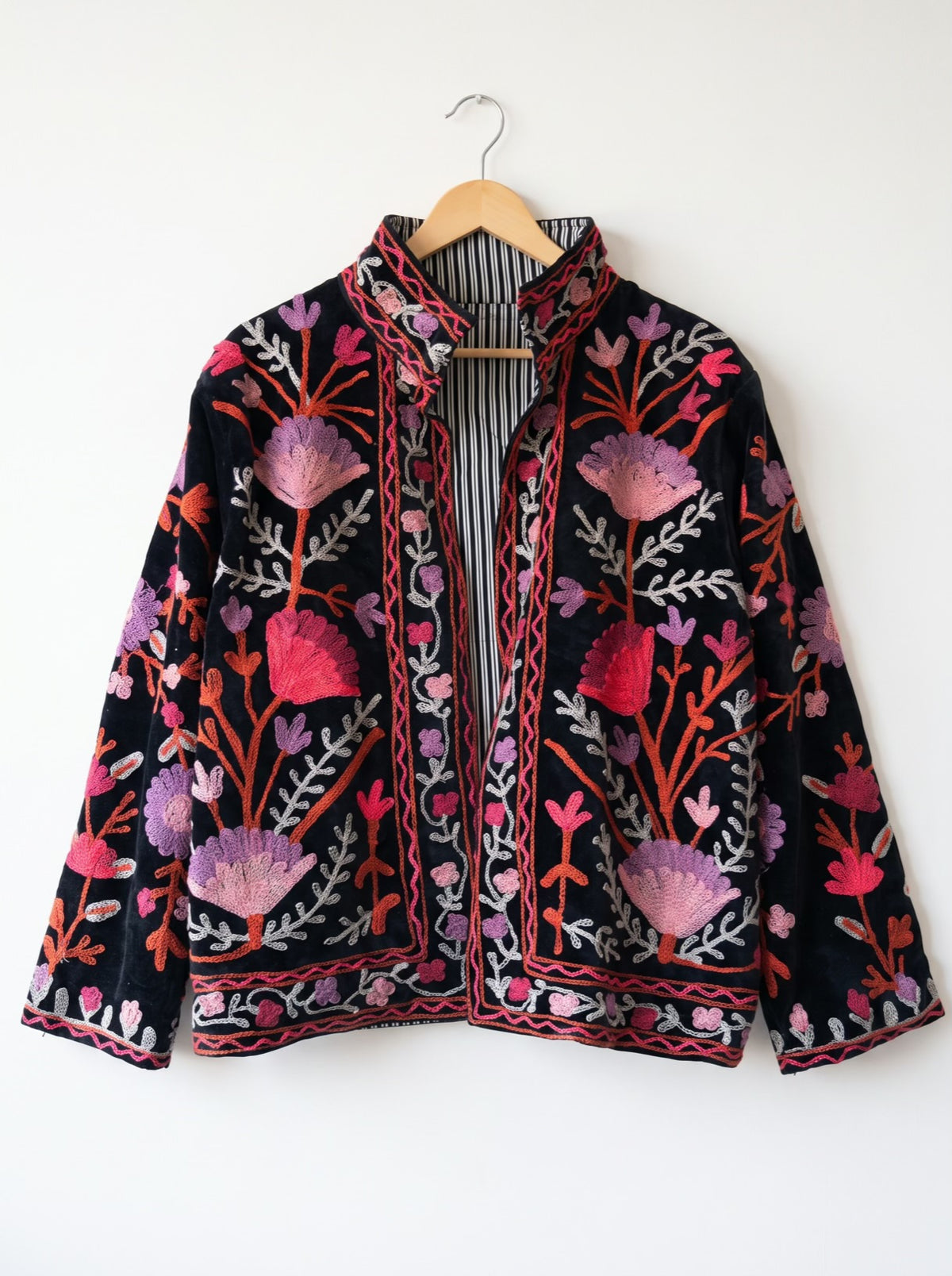 Black Bloom Embroidered Velvet Jacket