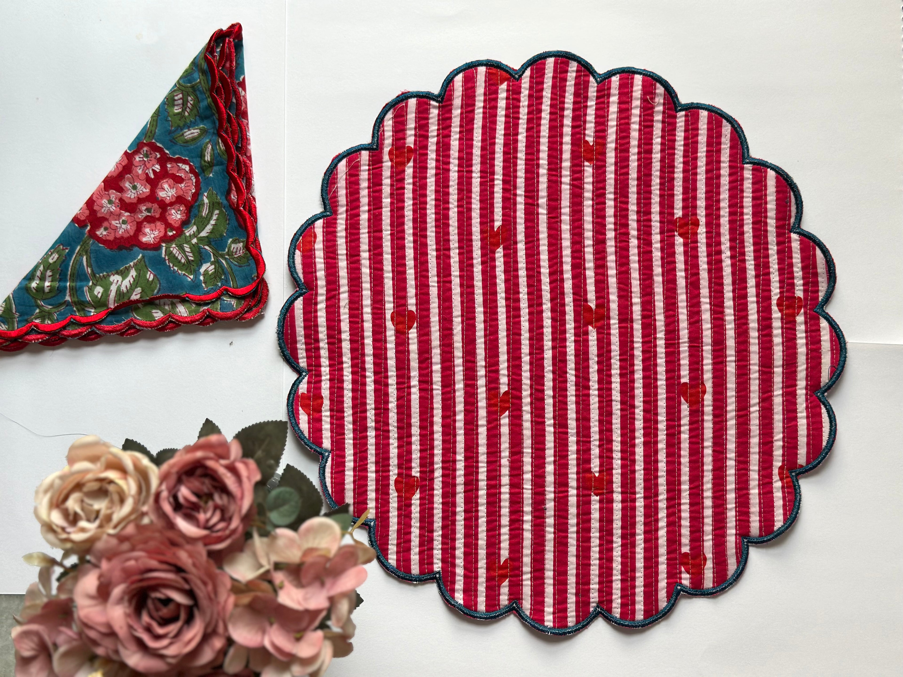 Crimson Bloosom Quilted Placemats & Napkin Set of 6