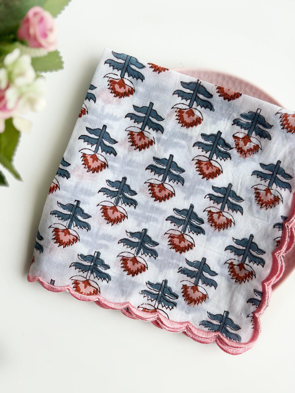Lotus Bud Scalloped Napkin (set of 6)