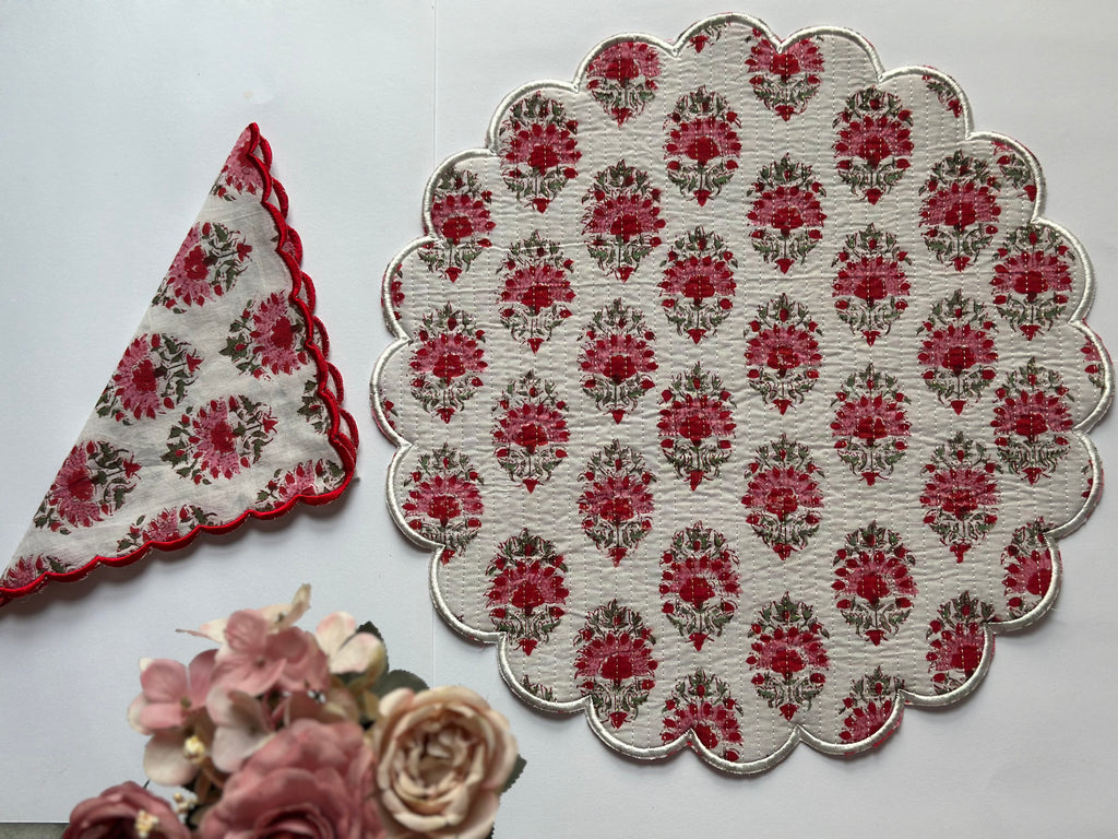 Ivory Rose Quilted Placemats & Napkin Set of 6